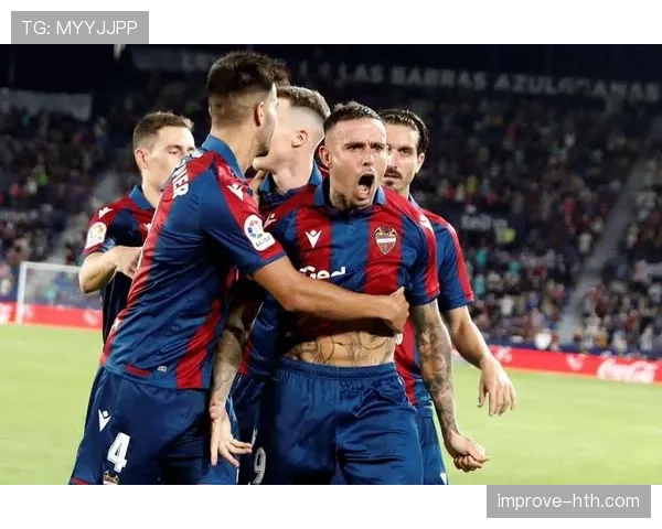 西甲新赛季前瞻：豪门球队备战与年轻球员的竞争力分析