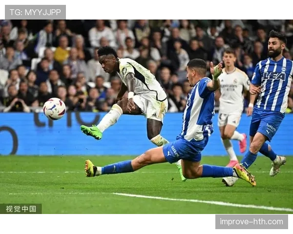 维尼修斯巅峰赛季表现解析:进球助攻双线提升的关键原因 维尼修斯巅峰赛季表现解析:进球助攻双线提升的关键原因