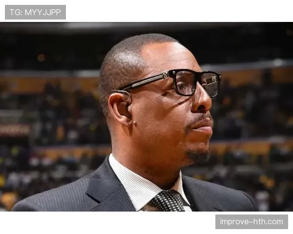 皮尔斯无球跑动制造错位，关键回合得分结构改变比赛走势